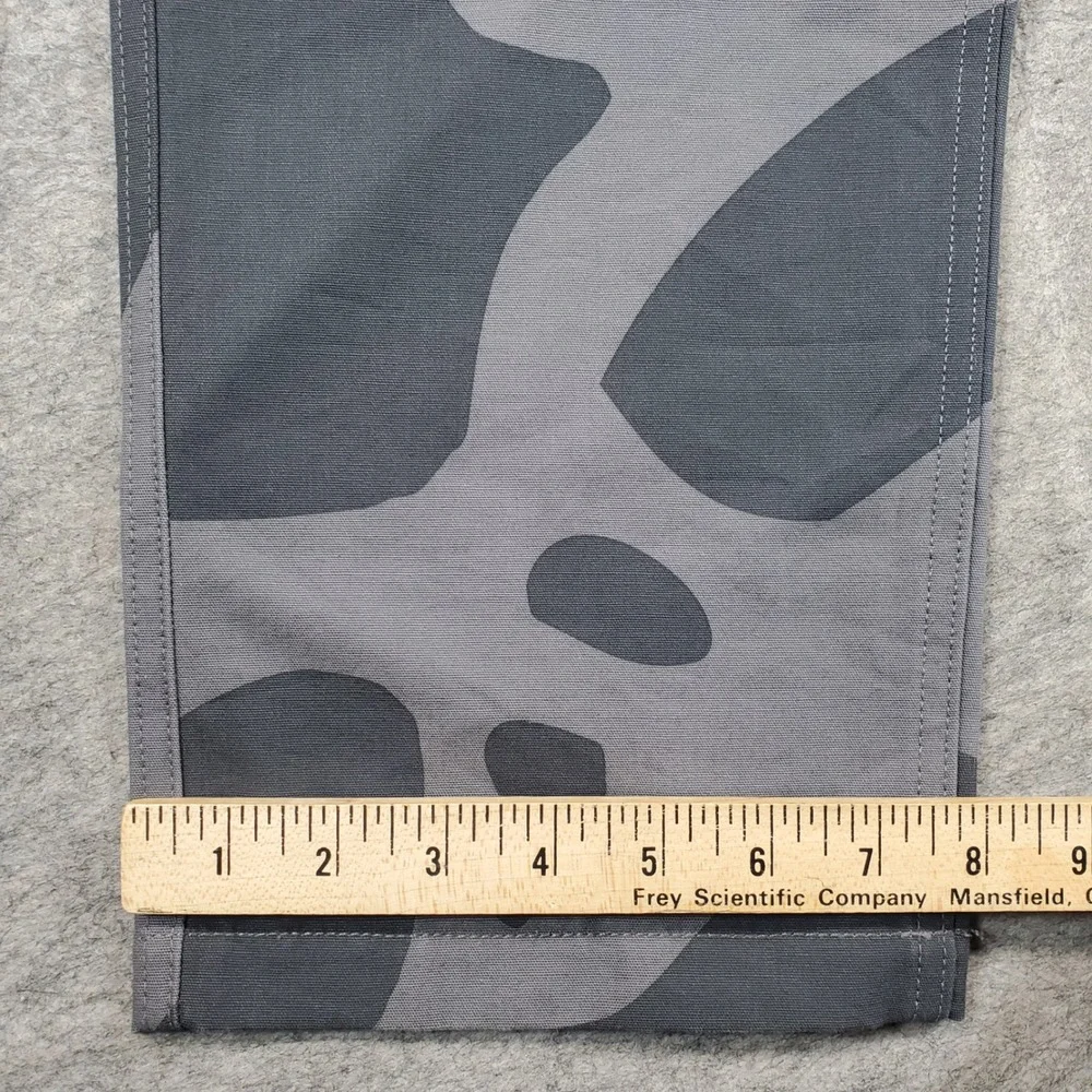 Jordan Cargo Pants Mens Large Grey Camo Essentials Ripstop FZ2060-068